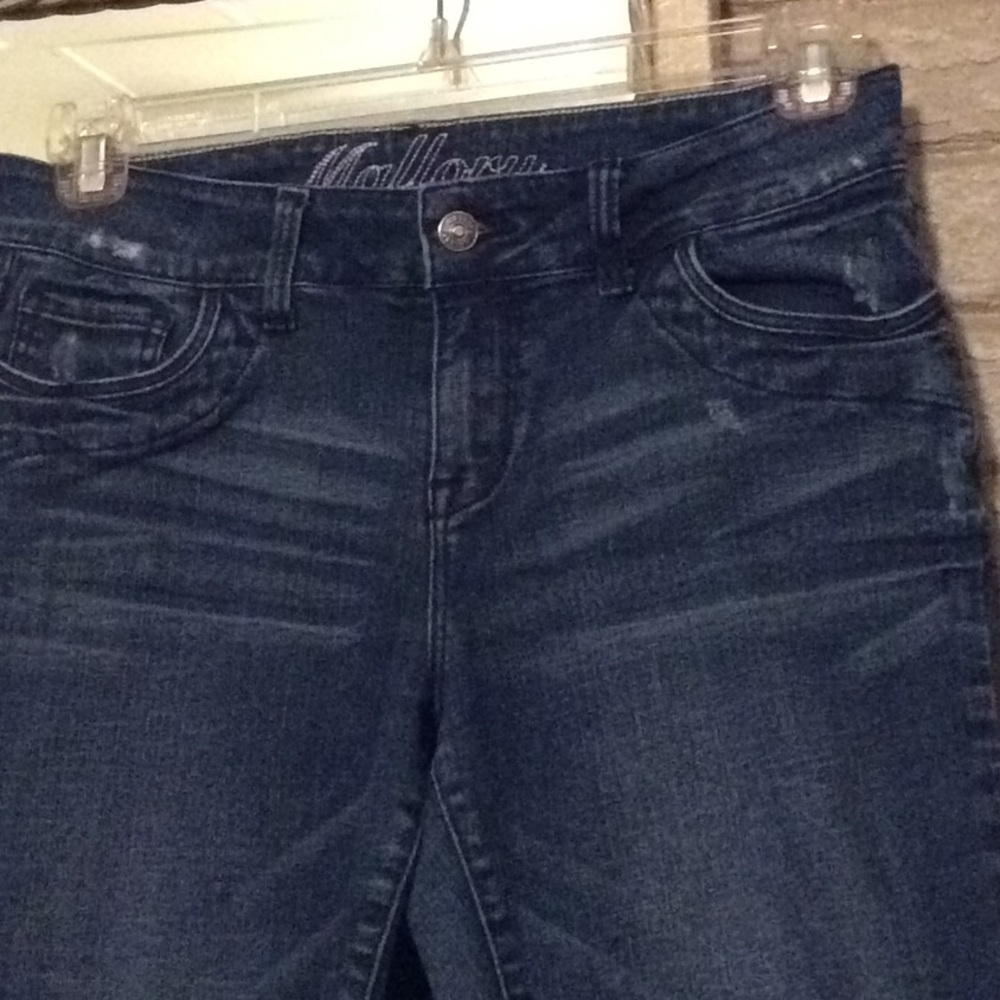 Mallory straight legs Jeans NWOT